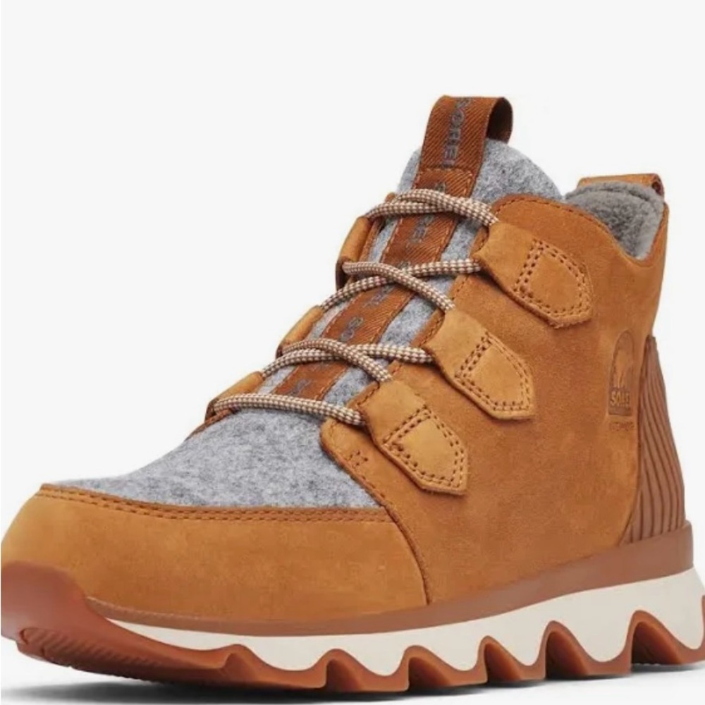 Sorel Kinetic snow warm boot
